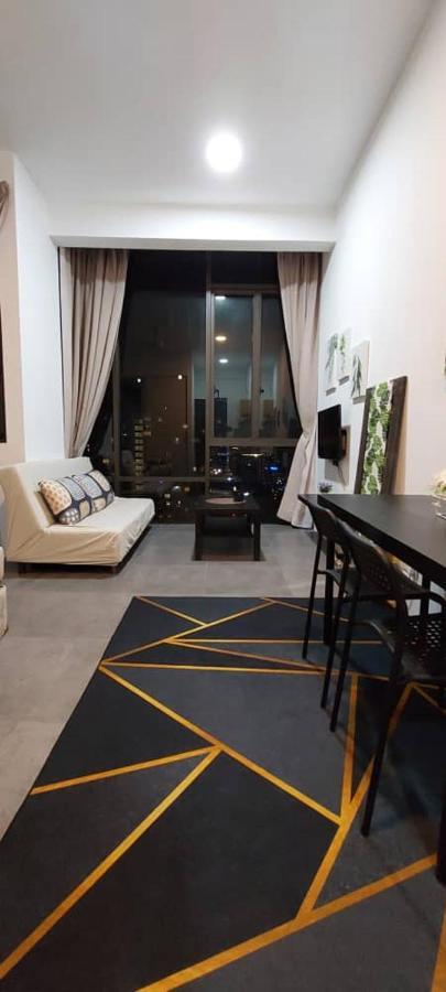 Maya Empire Studio Kampong Bukit Lanjan Exteriör bild
